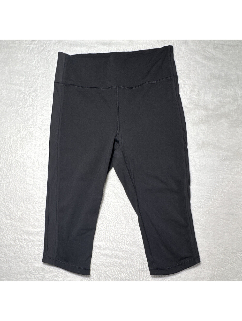 Lululemon High Rise Capri Leggings Yoga Black Solid Nylon/Spandex Womens 10